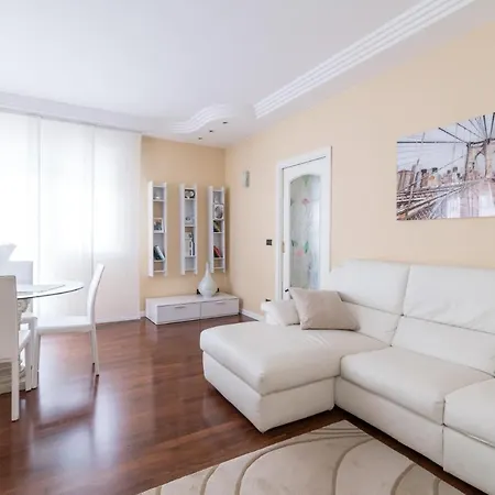 Holiday home Immobiliarejvl-alghe Rosse *
